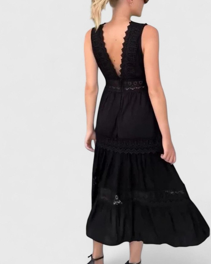 Lace Trim Tiered Maxi Dress