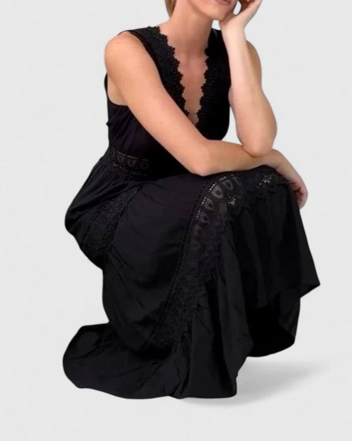 Lace Trim Tiered Maxi Dress
