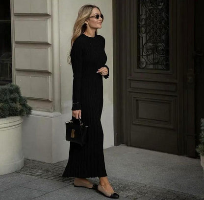 Ribbed Knit Crewneck Maxi Dress